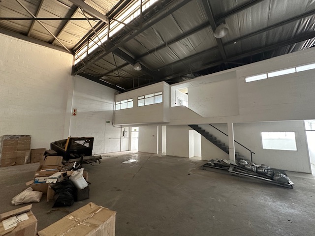 To Let commercial Property for Rent in Retreat Industrial Western Cape